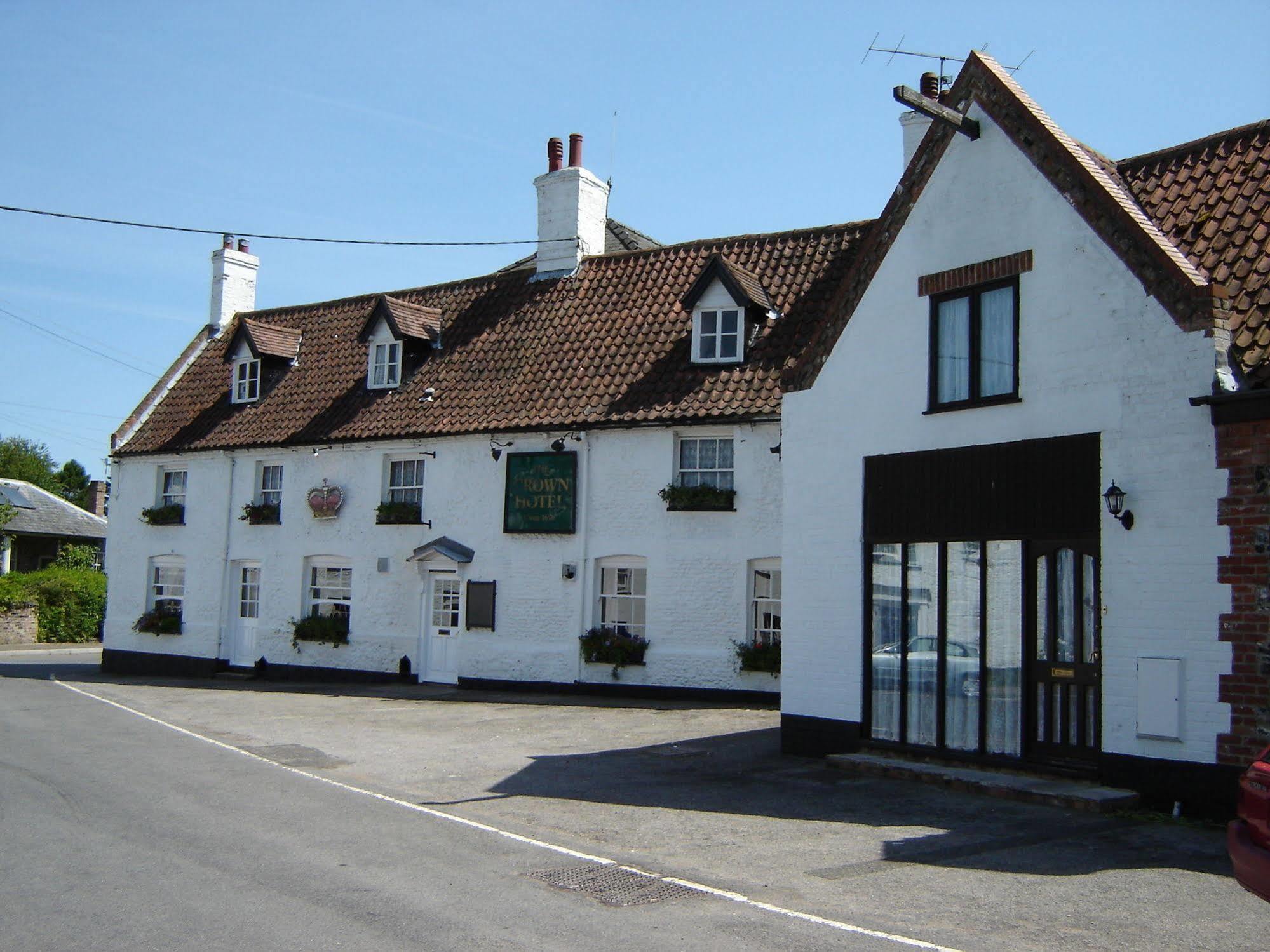 The Crown Hotel Mundford Extérieur photo
